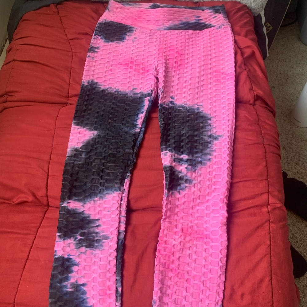 Trendy leggings